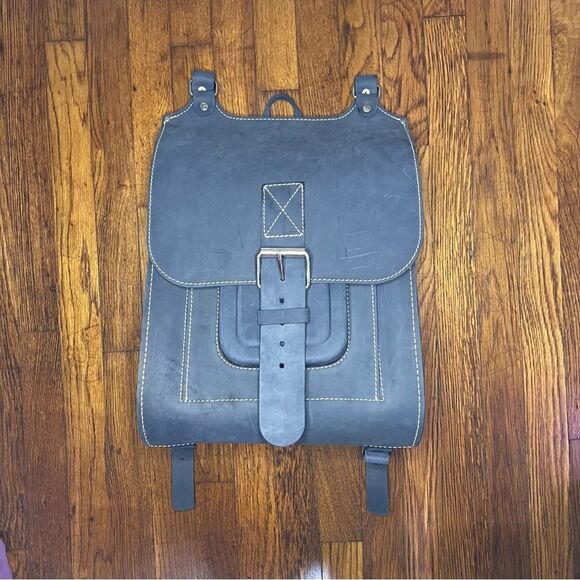 Laptop Backpack - Picture 1 of 8